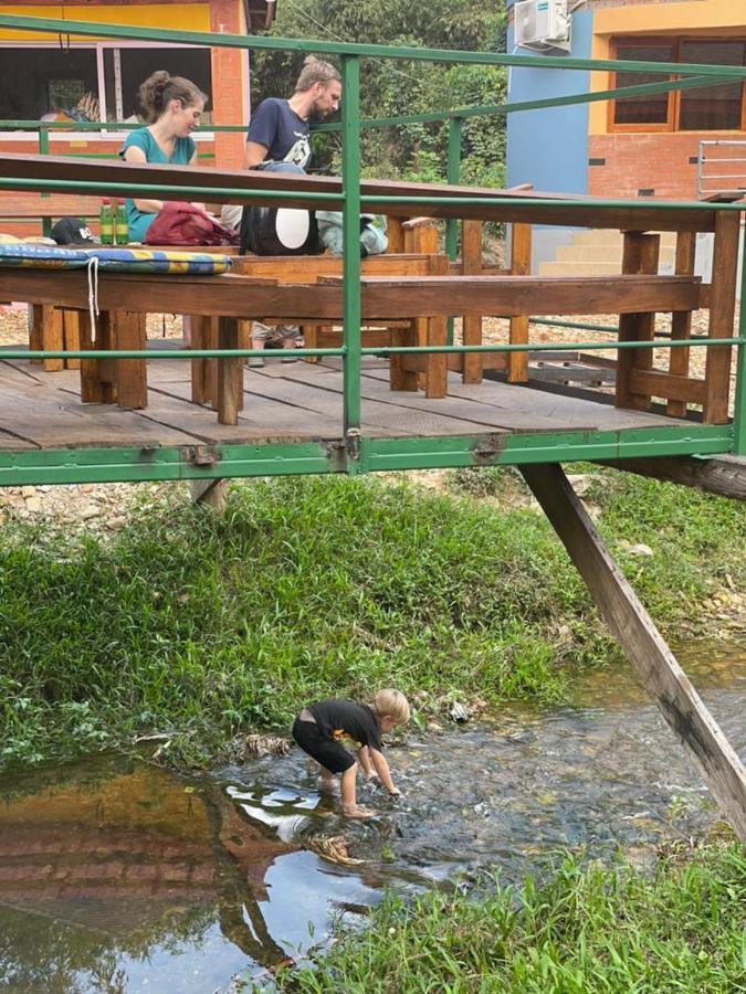 Wli Afegame Bamboo River Resorts المظهر الخارجي الصورة