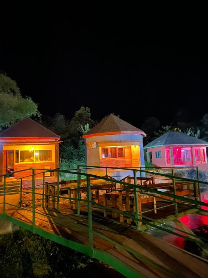 Wli Afegame Bamboo River Resorts المظهر الخارجي الصورة