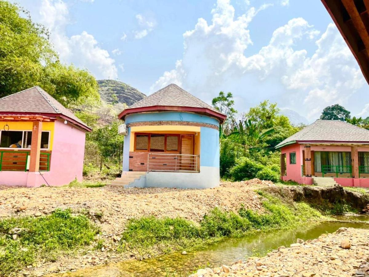 Wli Afegame Bamboo River Resorts المظهر الخارجي الصورة